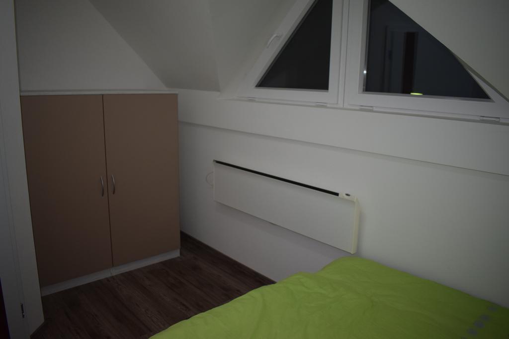 Borovnica Catez Apartment Чатеж об Сави Екстериор снимка