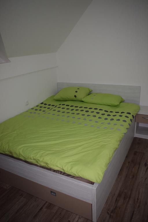 Borovnica Catez Apartment Чатеж об Сави Екстериор снимка